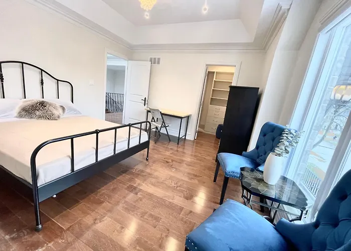 Private Bathroom Queen Room